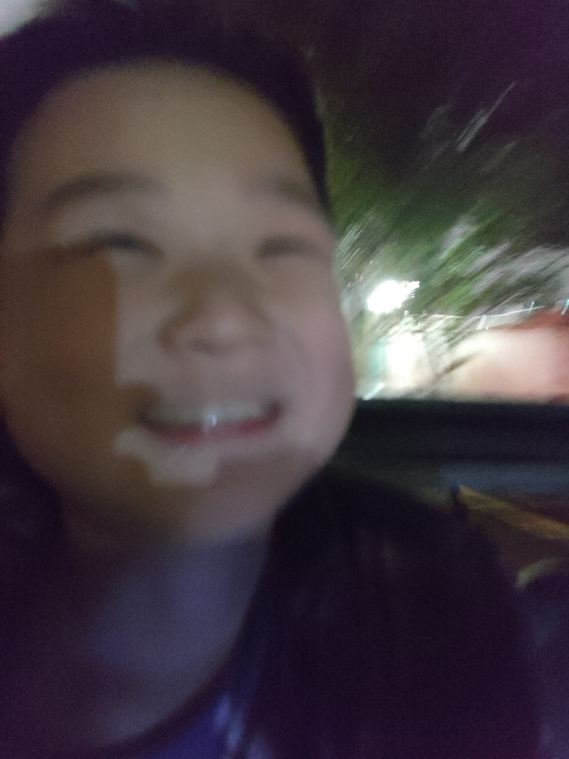 出去玩游戏后坐车兜风