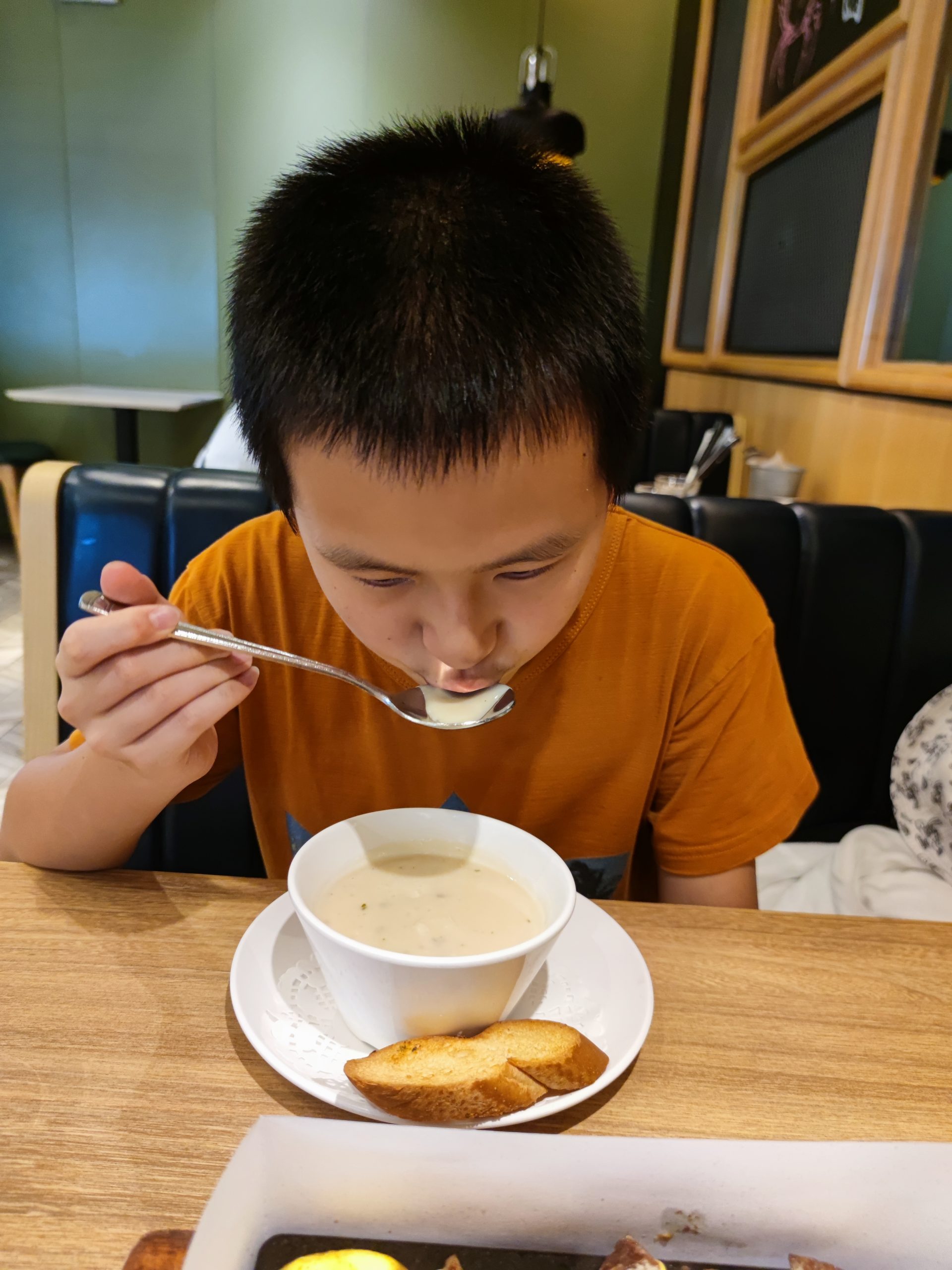 买床变吃饭，是不是匪夷所思？